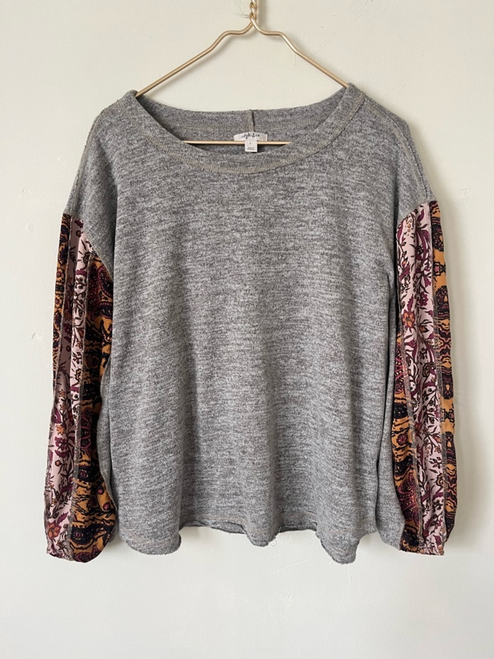 Style & Co Gray Pullover with Printed Balloon Sleeves sweater L